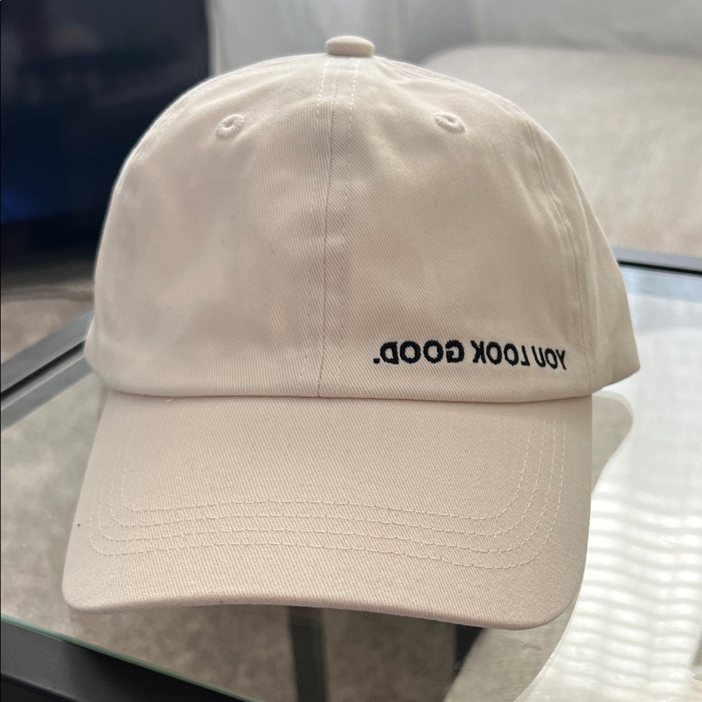 GLOSSIER Hat - Las Vegas Merch